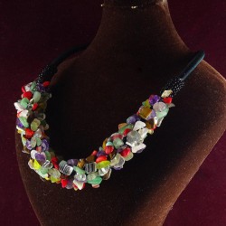 گردنبند سنگهای طبیعی