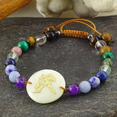 دستبند متولدین برج بهمن