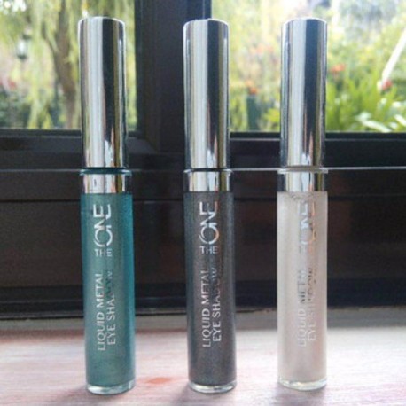 سایه چشم مایع متالیک دوان