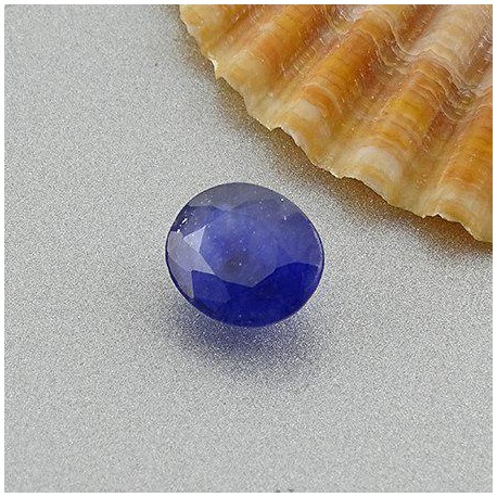 سنگ یاقوت کبود