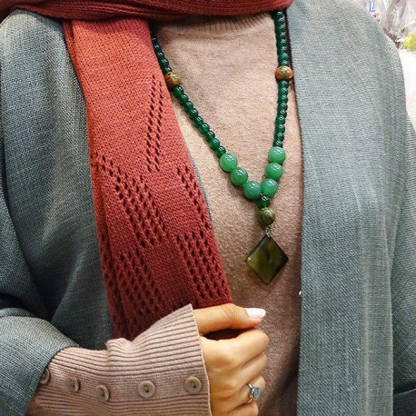 گردنبند سنگ های طبیعی